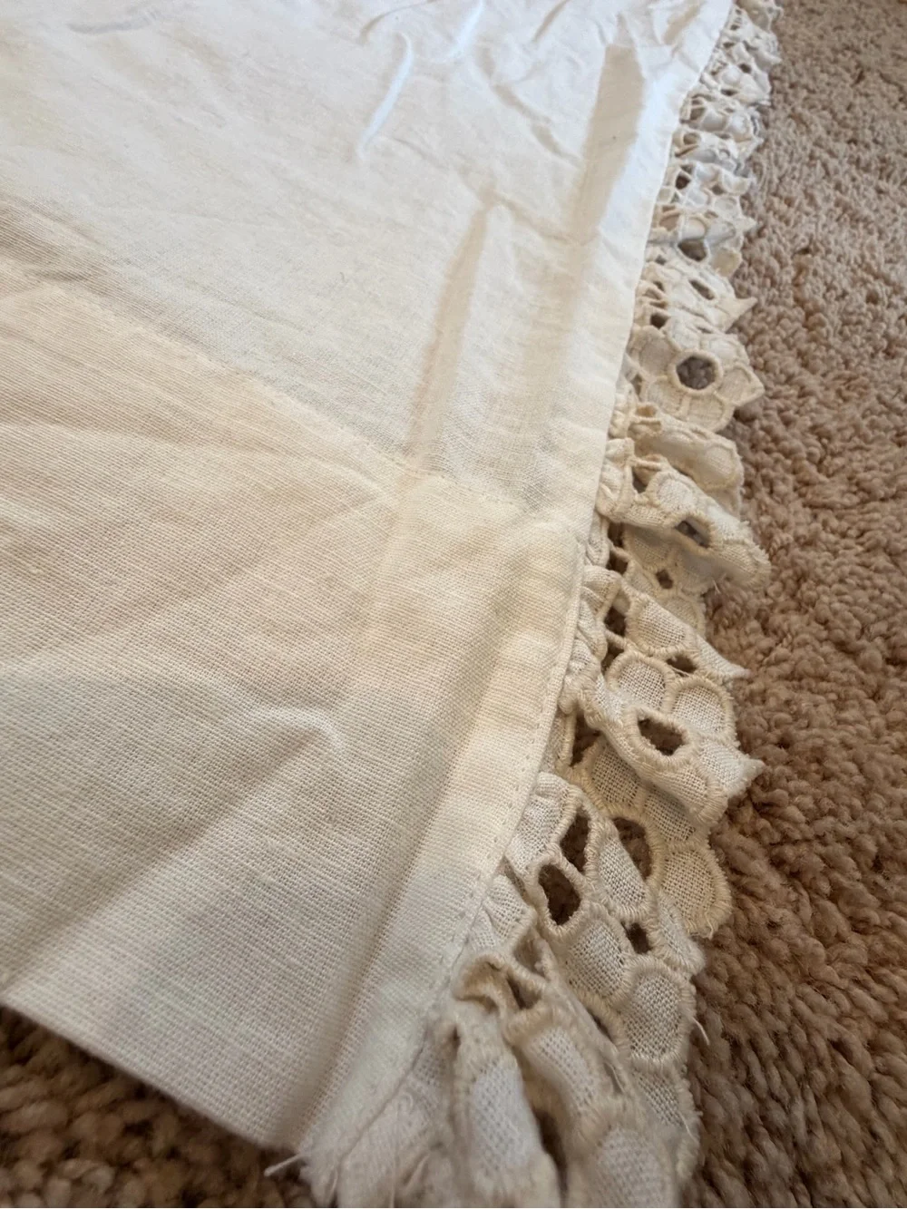 Anthropologie cotton embroidered floral edge curtain panel 69 x 50 white lace